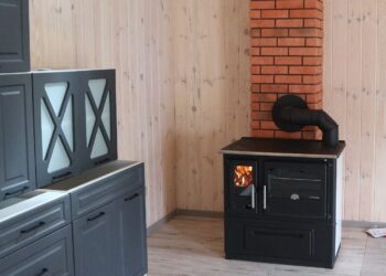 301 – montaż kuchni na drewno Slavonac N prawa w miejscowości Wolbrom